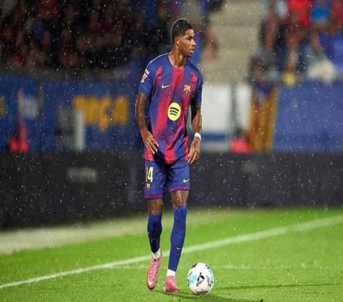 本赛季至今拉什福德在对手禁区10次尝试过人，为五大联赛最多