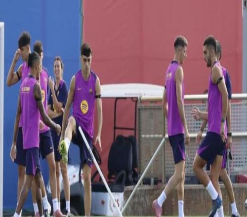 世体：巴尔德参加本轮西甲赛前最后一次训练，亚马尔肯定缺席