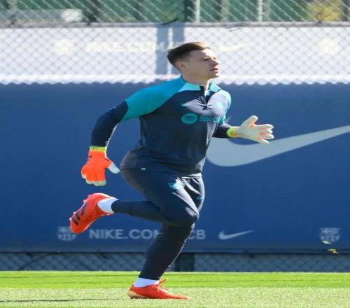 西甲特尔斯特根服软，巴萨“宫斗”告一段落