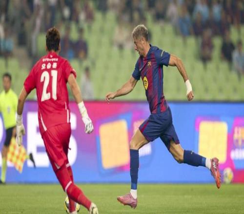 阿斯：莱万或因伤缺席西甲前三轮比赛，预计在九月中旬复出