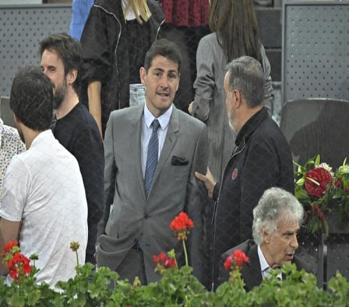 卡西利亚斯怒怼娱乐节目：我不想成为八卦的对象，请你们让我安静