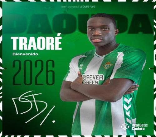 官方：南安普顿19岁中场达乌达特劳雷租借贝蒂斯一个赛季