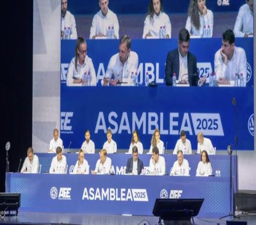 阿斯：西甲曾致信各队长阻止抗议，但球员们认为解释并不充分