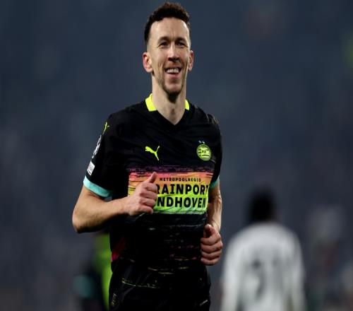 罗马诺：佩里西奇即将与埃因霍温续约两年，巴萨正主攻尼科