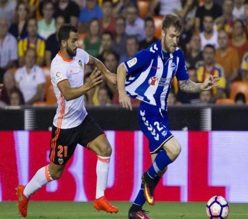 西甲阿拉维斯VS瓦伦西亚：2连败后，老牌劲旅又得为保级而战了