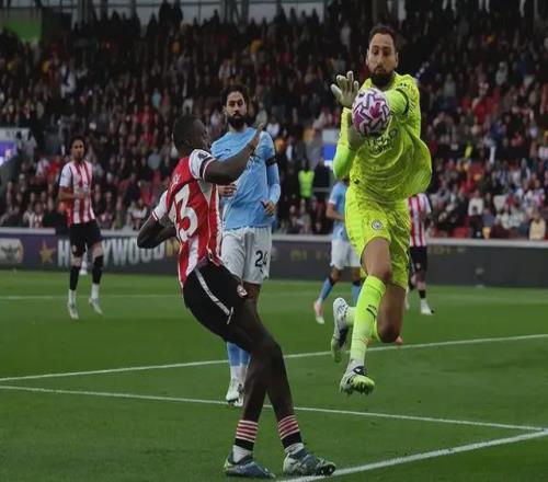 欧冠比利亚雷亚尔VS曼城：天降门神，争冠之师又回来了