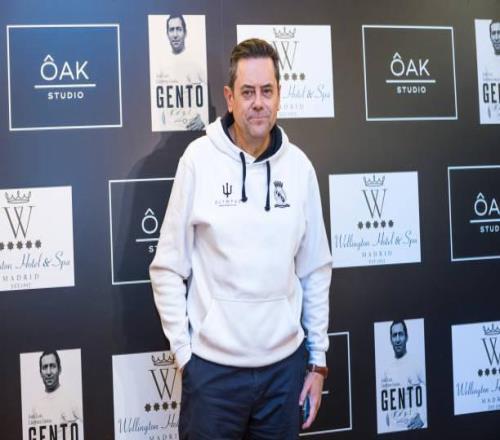 龙塞罗谈巴萨黄潜海外赛取消：这是足球的胜利，正义不会迟到