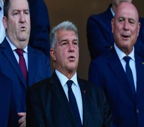 记者：西甲海外战取消巴萨早就知道，黄潜是最大受害者