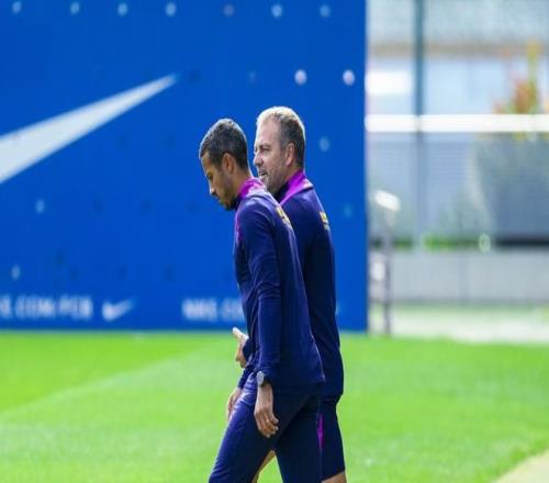 世体：蒂亚戈无法代替弗里克场边执教，他还未取得教练执照