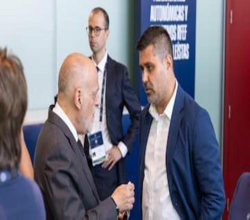 阿斯：由于球员工会发起球员静默行动，西甲将其告上了法庭