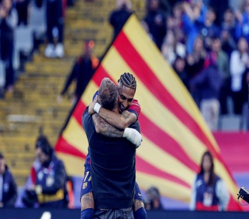 “奇葩”的冠军，高度的认可弗里克如何再造巴塞罗那