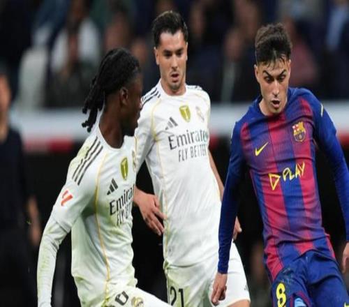 世体：伯纳乌南看台多次高喊侮辱口号，西甲联盟已向足协举报