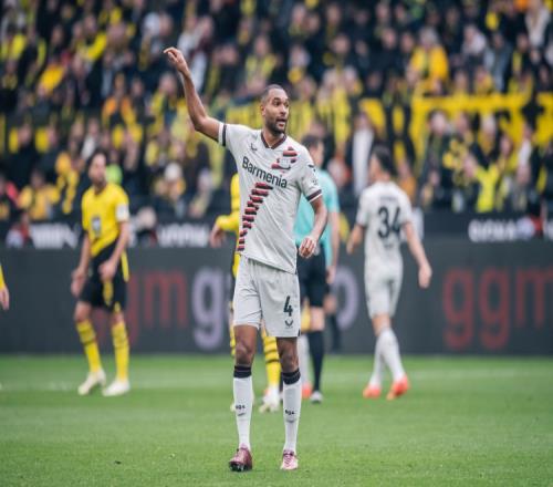 西媒:巴萨对免签若纳坦-塔感到乐观,并领跑塔的竞争