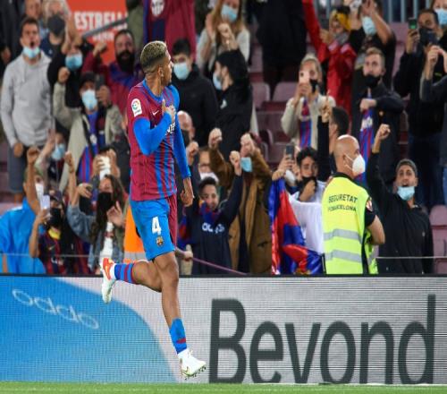 慢镜头:阿劳霍接受尤文报价,巴萨推荐了克里斯滕森