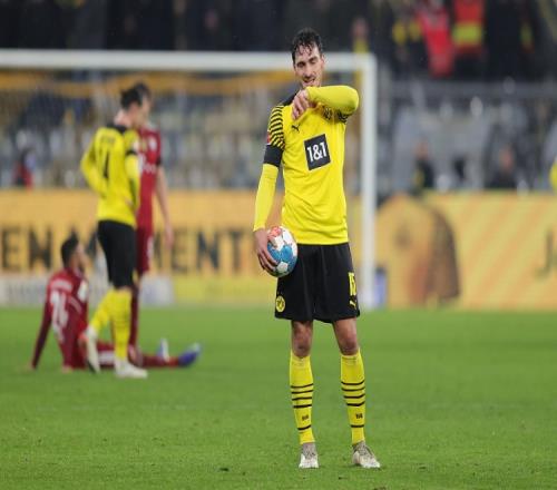 德天空记者:博洛尼亚加入胡梅尔斯竞争战,想让他替代卡拉菲奥里