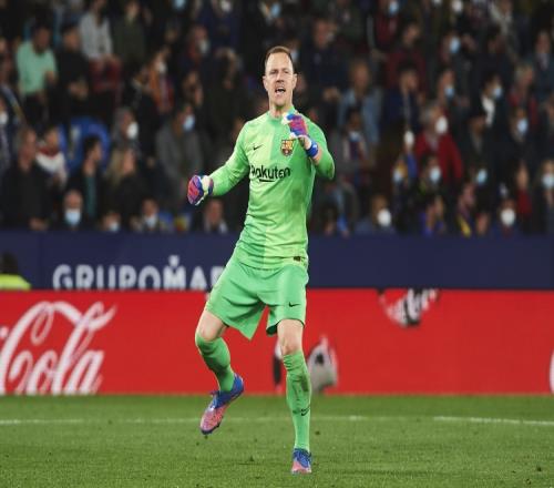 世体:特狮将出任巴萨的第一队长,目前还差第四队长人选要确定