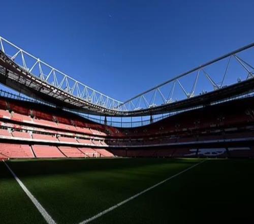 官方：阿森纳因上赛季足总杯对曼联未提供足够客队球票被罚款