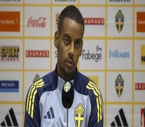 伊萨克：离开纽卡后没和埃迪豪交谈过，纠结这件事没有好处