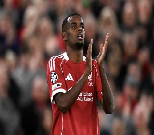 伊萨克数据：上场71分钟送出1次助攻，1次射门未能进球