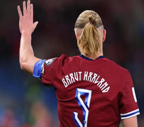 仅用46场，哈兰德是最快达成国家队50球大关的球员