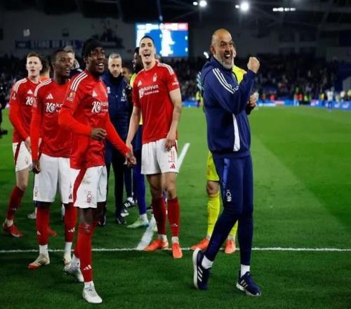 瞎折腾！英超大黑马沦为保级队新帅上任一个月0胜绩