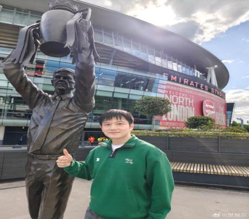 樊振东称希望C罗入选英超名人堂，看好利物浦本赛季夺冠，回应最喜欢的现役英超球星