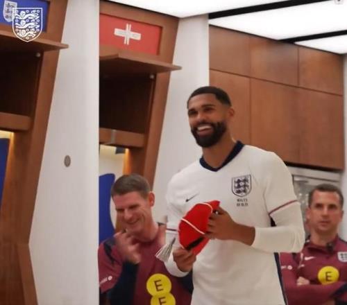 时隔7年再次为英格兰出战，奇克：我很感激能回归球队