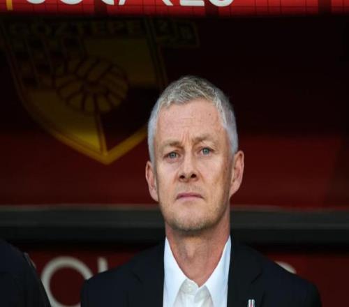 索尔斯克亚现场观看伊普斯维奇比赛，支持曼联前同事麦肯纳