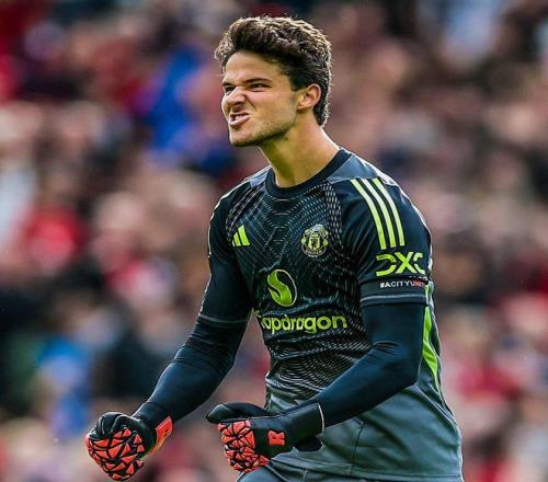 180度大转弯！舒梅切尔近日盛赞拉门斯“出色且技术扎实”