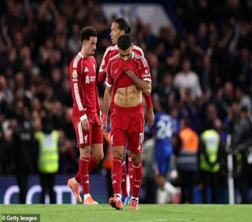 鲁尼：利物浦的引援影响了萨拉赫的自尊范戴克需要和他沟通