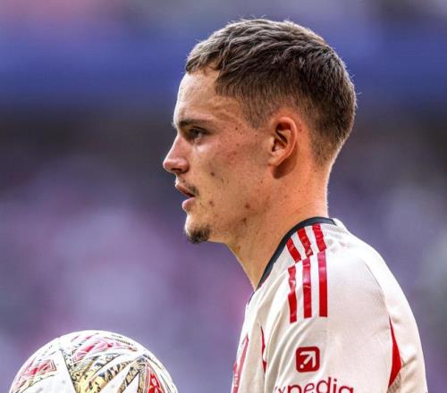 名嘴犀利点评维尔茨：斯洛特想要前腰，对利物浦有用不知道有啥用