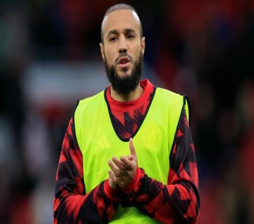 马兹拉维因健康问题缺席训练，小将萨姆马瑟补缺