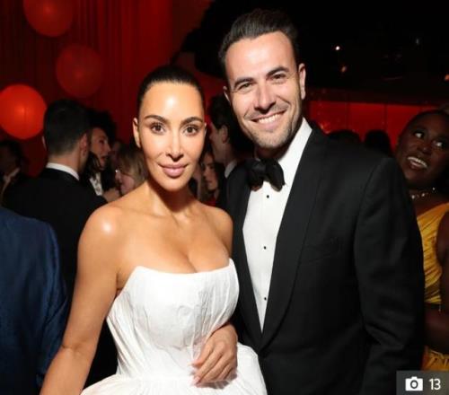 和阿汤哥卡戴珊共事！太阳报：好莱坞制片人温斯顿加入枪手董事会