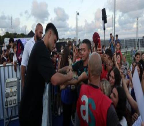 佩德里：现实中的范戴克比电视中更加难以逾越，摆脱他很困难