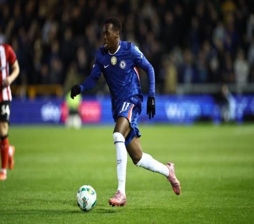 5600万打水漂21岁吉滕斯踢英甲队仍0球0助，上周两关键战坐板凳