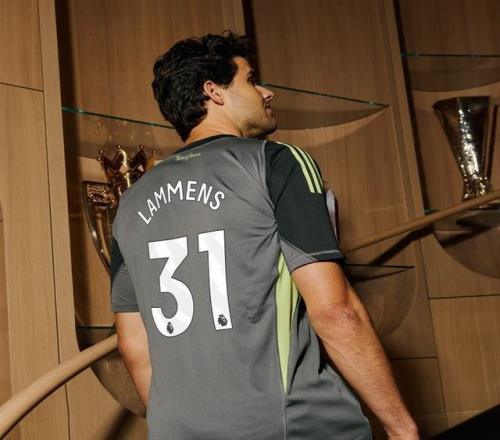 记者：拉门斯体格比德赫亚还好曼联明年还可能签下新门将