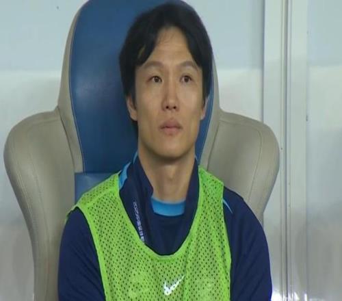 邓卓翔：希望球队明天能有一个好的精神状态，争取好的结果