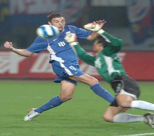 50岁的乌拉圭名帅正式竞聘国足主教练，曾在申花效力，引发热议