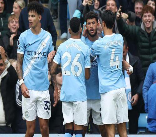 曼晚：曼城下半场能够反超比分，助理教练林德斯起很大作用