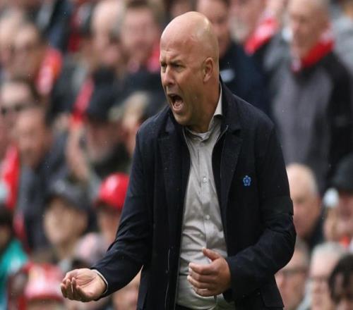 斯洛特神了！英超夺冠热门诞生：豪取5连胜，领跑积分榜