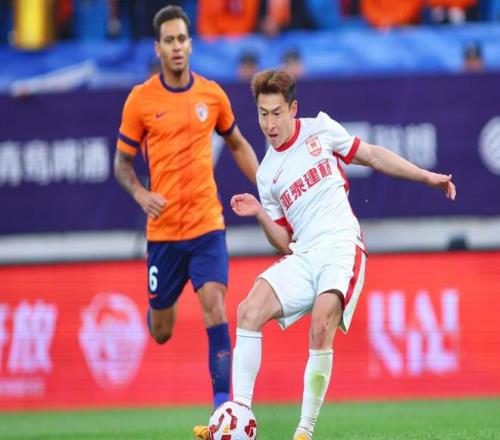 保级生死战，双外对4外！长春亚泰青岛海牛首发出炉，彭欣力反戈