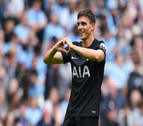 记者：帕利尼亚希望明夏留在热刺，协议中含3000万欧买断条款