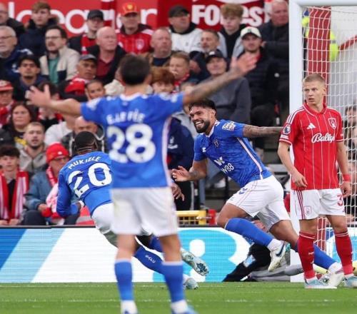 10力克森林，时隔8年桑德兰再度在英超中取得客场胜利