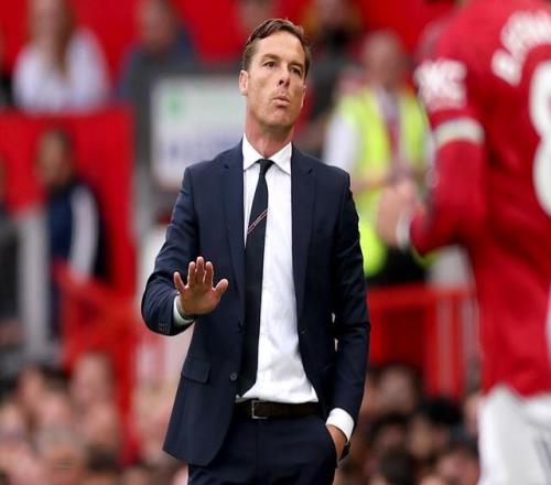 伯恩利主帅：我们曾一度与曼城势均力敌，但尾声阶段失控导致惨败