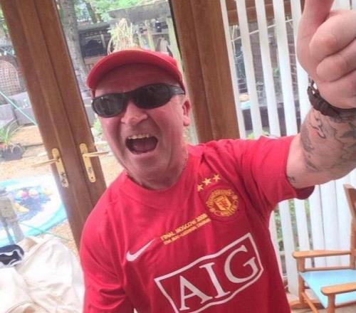 R.I.P.，为曼联服务25年的看台管理员因脑瘤去世，享年65岁