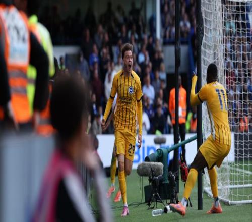 海鸥后卫：切尔西被罚下一人让我们有优势，半场就觉得能逆转