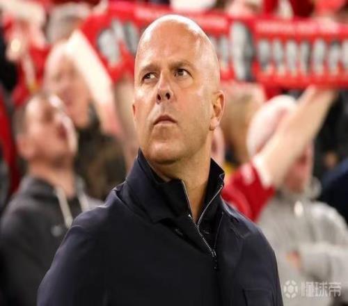 英媒：斯洛特赛后发布会指责的是弗林蓬，后者补时过于激进