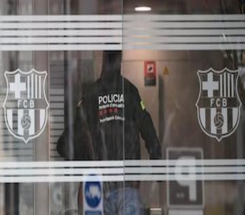 西媒：巴托梅乌雇佣公司操控社媒舆论，连民意调查也遭操控