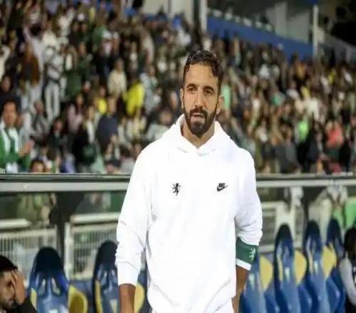 克赫斯特指出，阿莫林提升了完整性，芒特需要学习巅峰期的罗伊斯