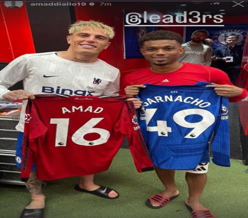 遭遇网暴！阿玛德赛后晒与加纳乔合影后清空社媒，不过他一切安好